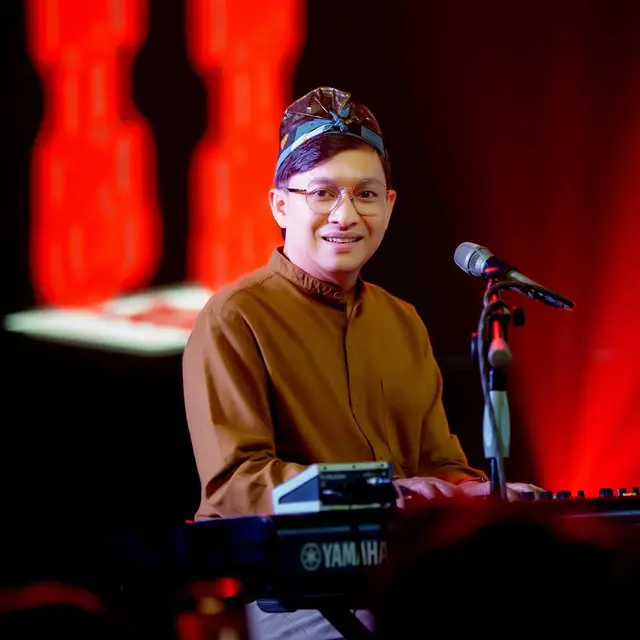 Lagu-Lagu Yovie Widianto Raih 3,7 Miliar Stream di Spotify, Tiara Andini Sumbang 915 Juta Lebih