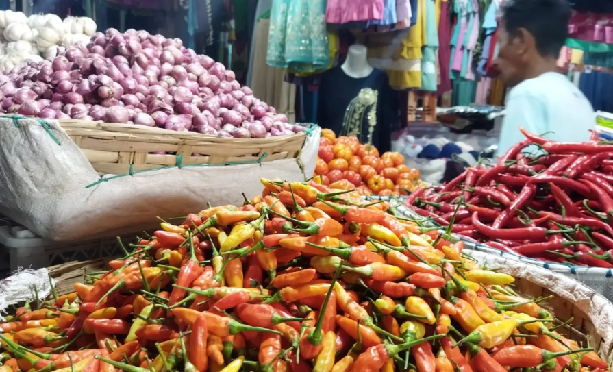 Harga Pangan Hari Ini 9 Mei 2025: Harga Cabai Rawit Merah Naik Lagi