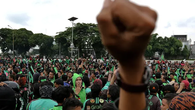 Efek Domino Demo Ojol ke Ekonomi: Warung Makan Sepi Orderan