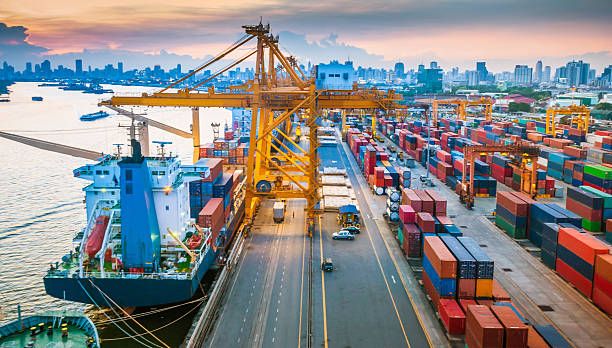 Kena Sanksi Tarif Impor dari AS, Indonesia Harus Segera Perbaiki Lingkungan Investasi