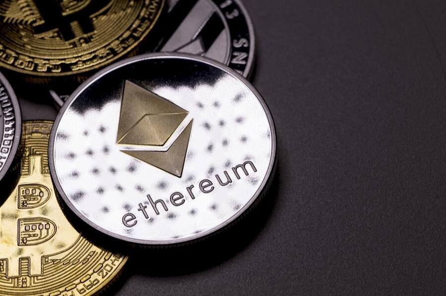 Ether Sentuh Harga Tertinggi dalam 6 Bulan, Dekati $3.700