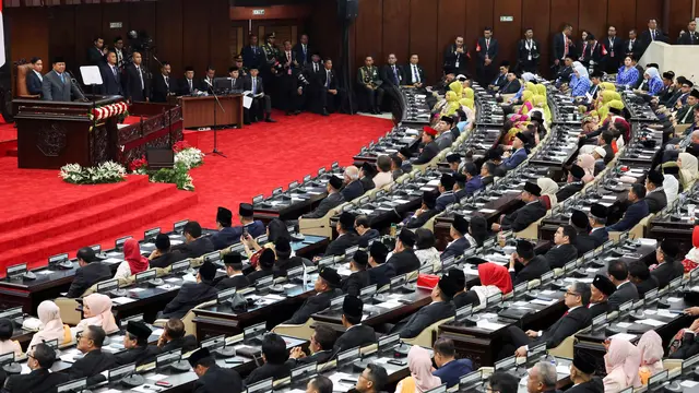 Gaji DPR Jauh Lebih Besar: 44 Kali dari Buruh Jakarta, 110 Kali dari Buruh Jateng