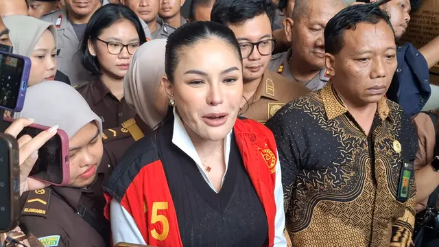 Nikita Mirzani Santai Hadapi Tuntutan 11 Tahun Penjara dan Denda Rp2 Miliar: ‘Aku Nggak Masalah’