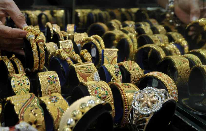 Harga Emas Perhiasan Hari Ini, 26 November 2025: Cek di Laku Emas dan Raja Emas