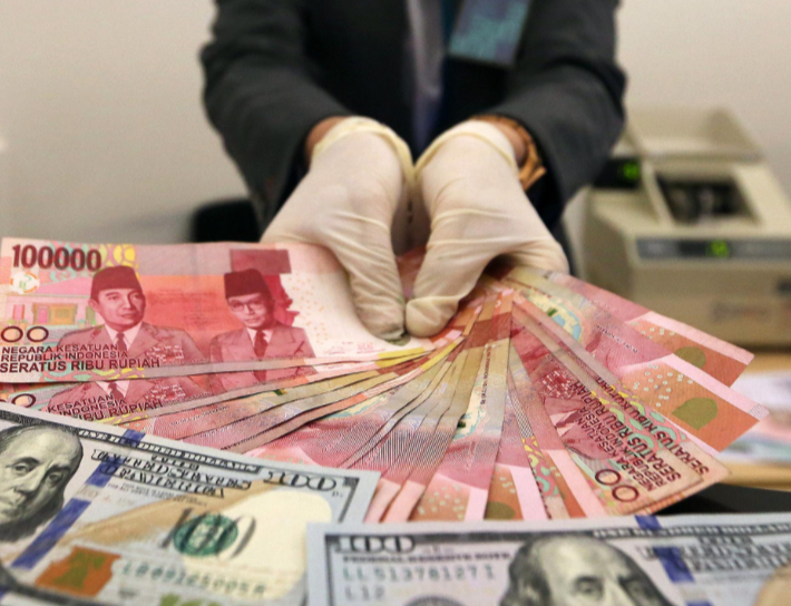 Rupiah Menguat Karena Dolar AS Masih Lemah