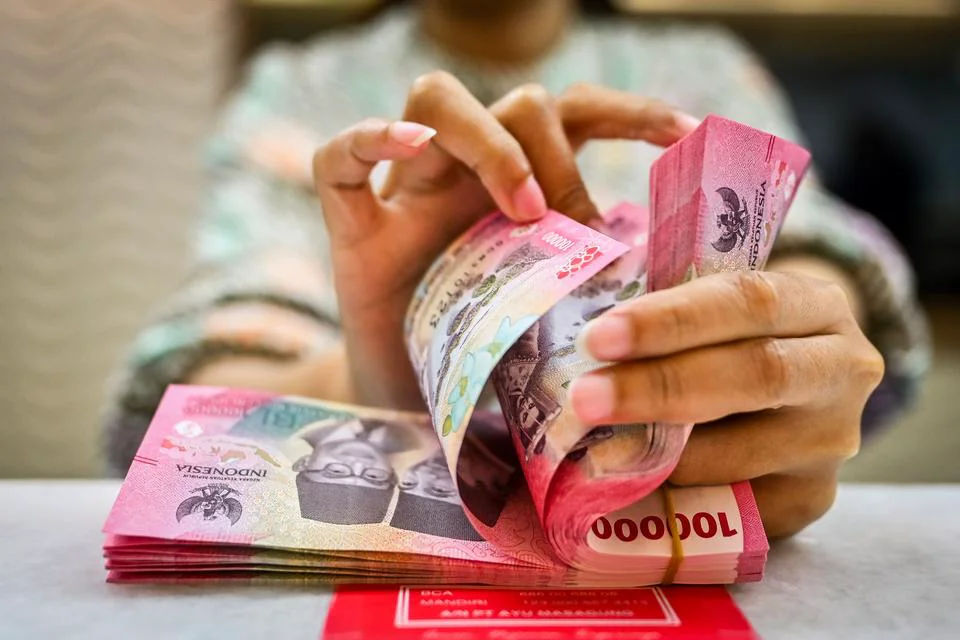 Rupiah Diperkirakan Semakin Lemah Karena Konflik AS–Iran