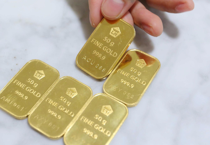 Harga Emas Pegadaian Hari Ini, 13 Maret 2026: Perbandingan UBS dan Galeri24