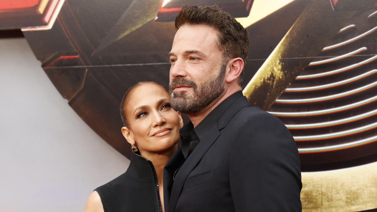 Ben Affleck Hadiahi Rumah Rp 1 Triliun untuk Jennifer Lopez Usai Cerai