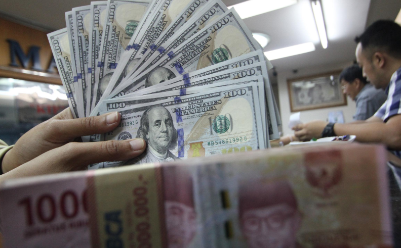 Rupiah Ditutup Melemah Lagi pada Perdagangan Hari Ini