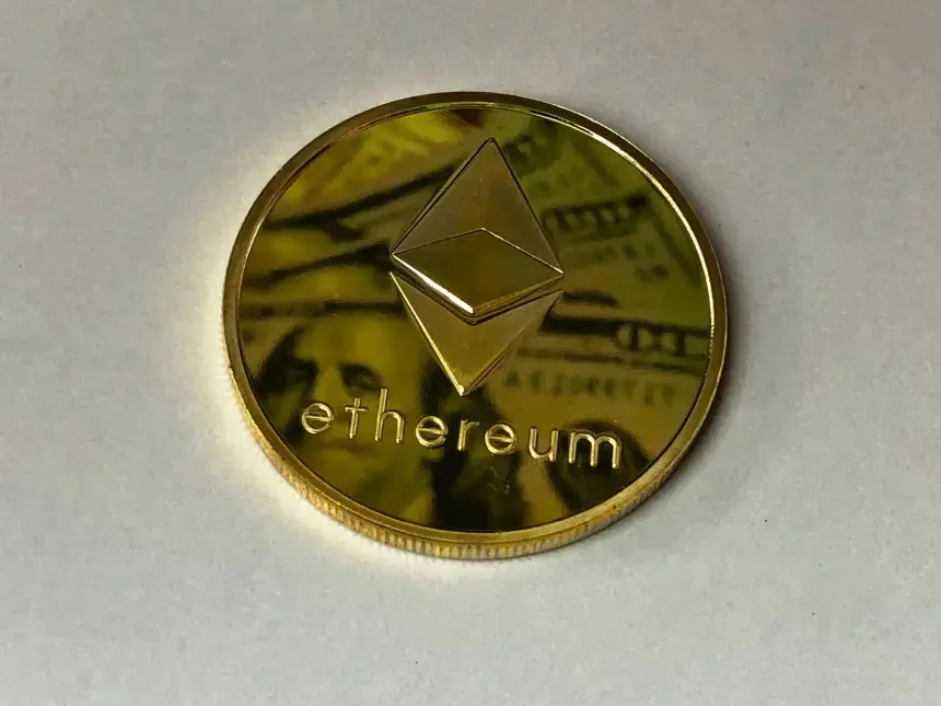 Investor Manfaatkan Koreksi Ethereum untuk Akumulasi ETH