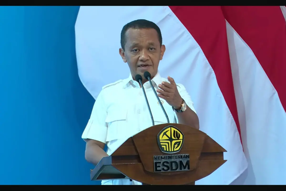 Pemerintah Targetkan BBM Campuran Etanol Mulai Berlaku pada 2027