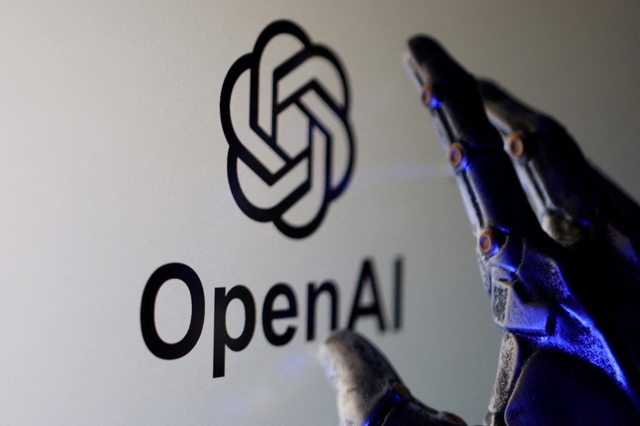Sam Altman Ungkap Rencana OpenAI Kembangkan Robot Humanoid
